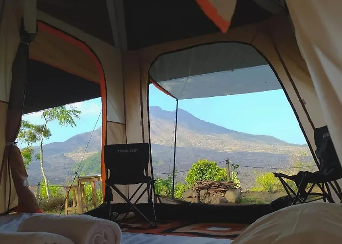 ' Adventures' Embun Hideaway Nature's Kamp alanı Kintamani