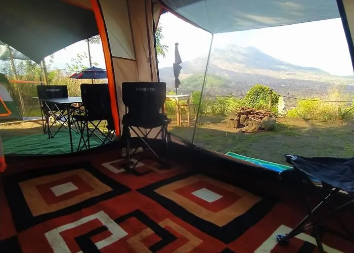 ' Adventures' Embun Hideaway Nature's Kamp alanı